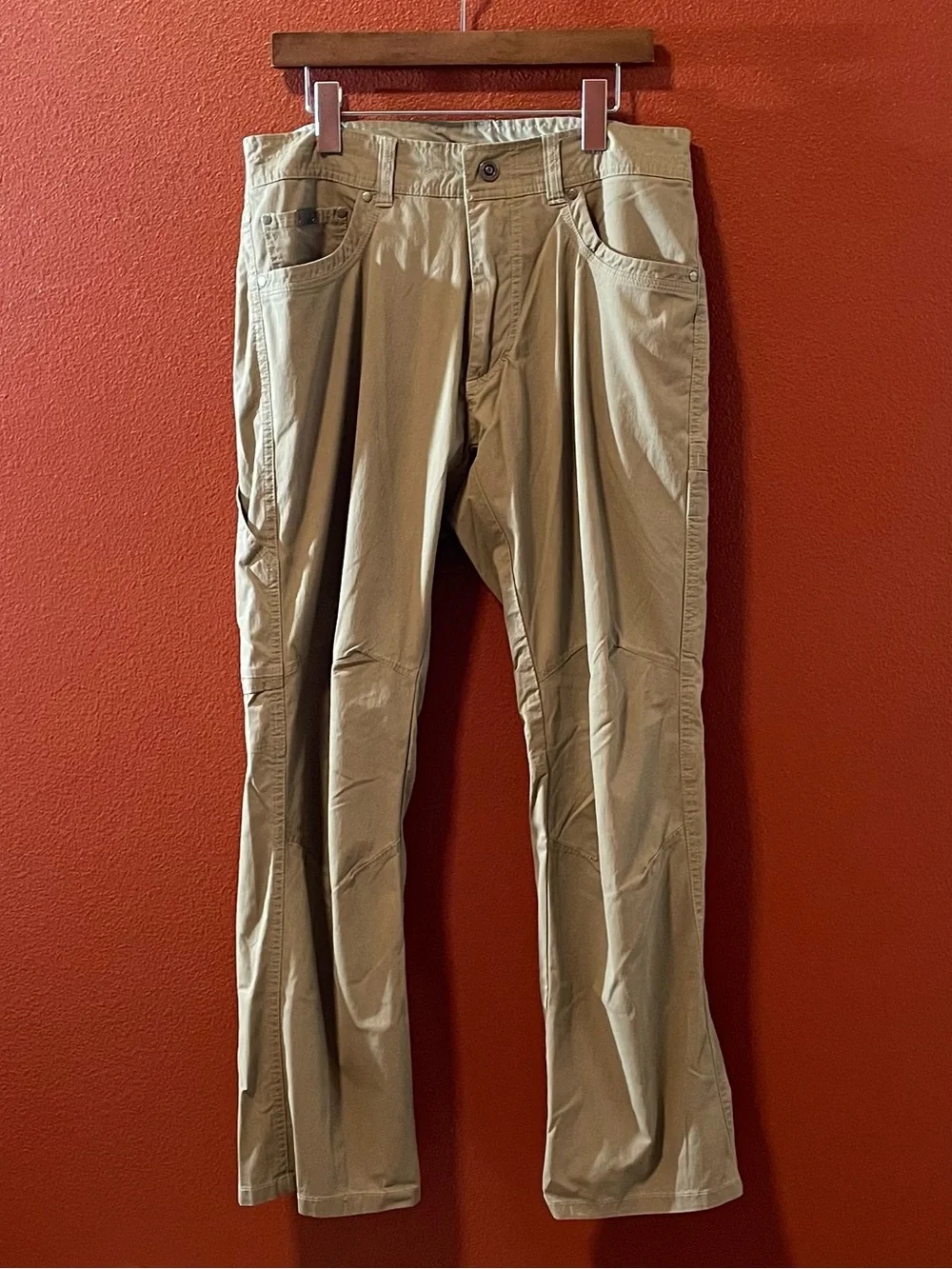 Kuhl Men’s Revolvr Vintage Patina Brown Tan Gusseted Gorpcore Hiking Pants